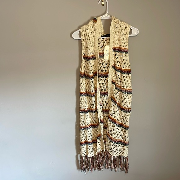 Hooded Crochet Vest - Brand New - Picture 1 of 3